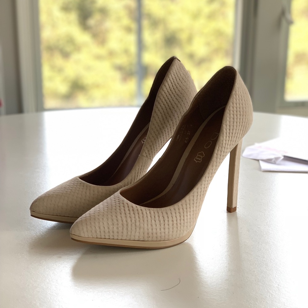 ALDO Nude 4 IN. High Heel Suede